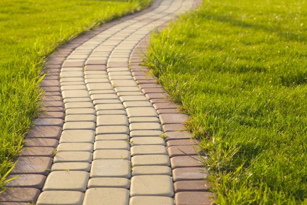 Sidewalk Brick Repair in Baton Rouge